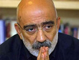 Ahmet Altan iktidara 'sopa'yla vurdu Ahmet Altan iktidara 'sopa'yla vurdu