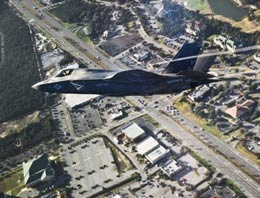 Pentagon'da F-35 skandalı